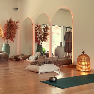 Live Yoga & Art Studio