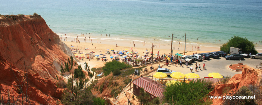 Parking at Praia da Falésia (Açoteias) Beach