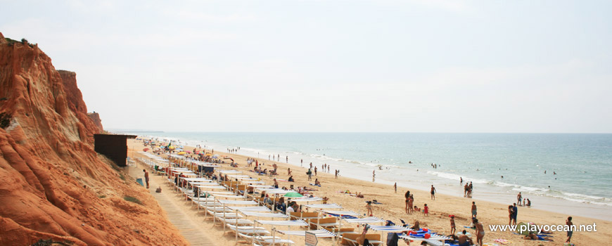 East at Praia da Falésia (Alfamar) Beach