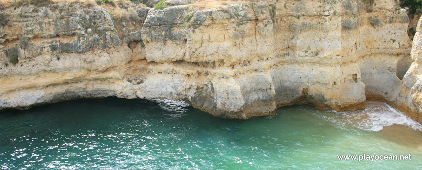 Cliff at Praia do Ninho de Andorinha Beach