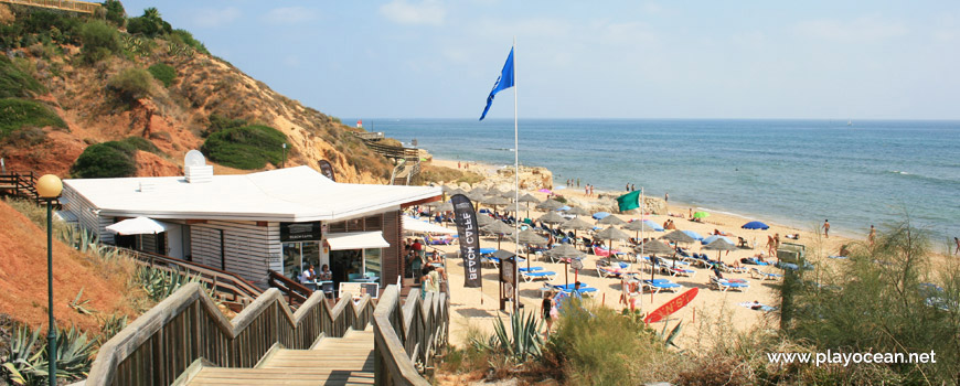 Access to Praia da Oura (East) Beach