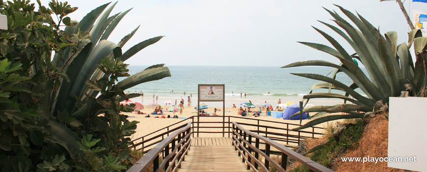 Access to Praia da Rocha Baixinha (West) Beach