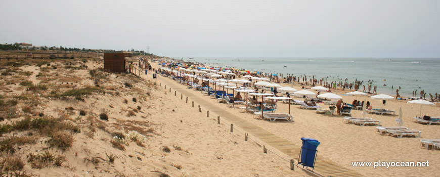 East at Praia dos Salgados Beach