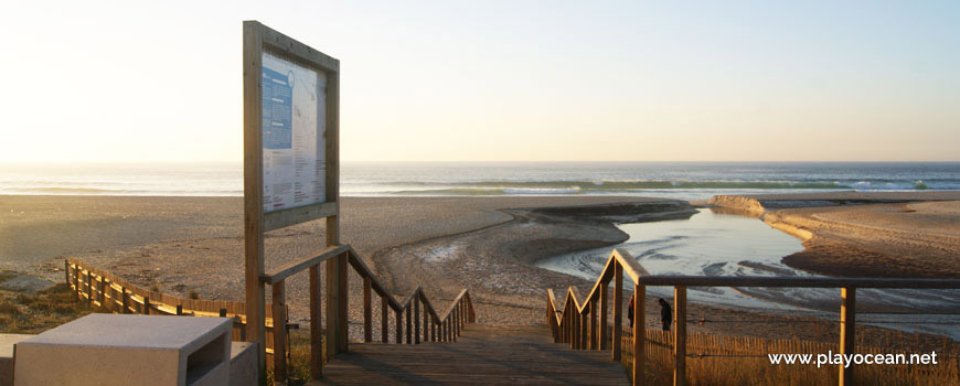 Entrance of Praia de Paredes da Vitória Beach