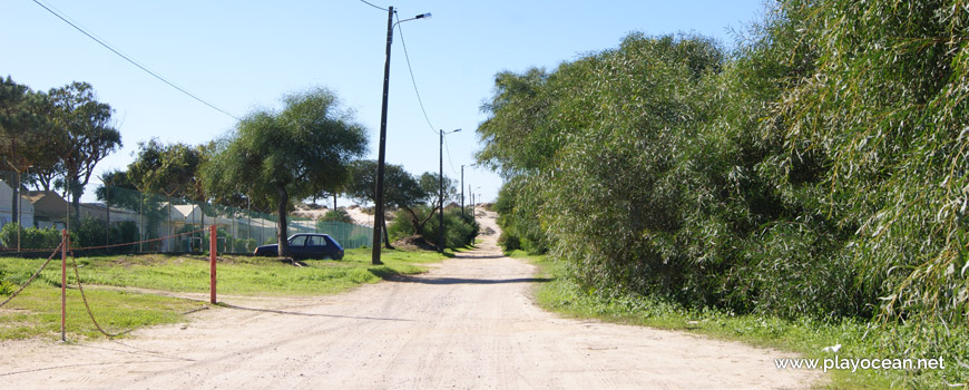 Road to Praia da Cornélia Beach