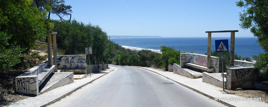 Way down, Praia da Fonte da Telha Beach