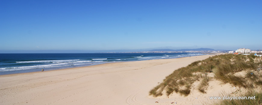 North of Praia da Mata Beach