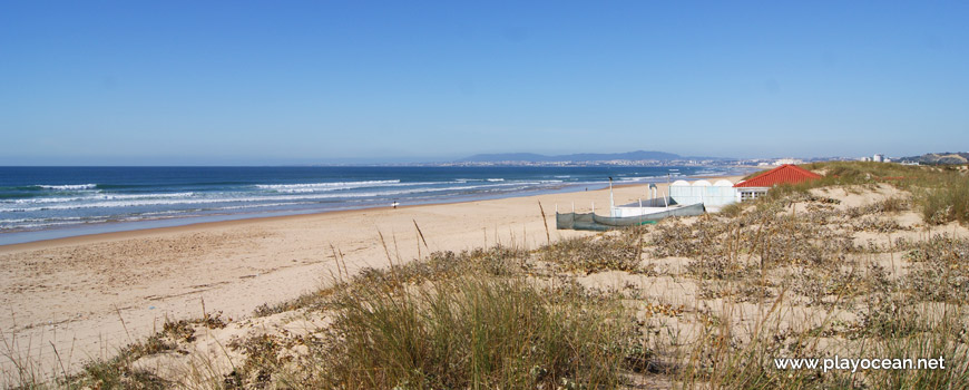 North of Praia da Princesa Beach