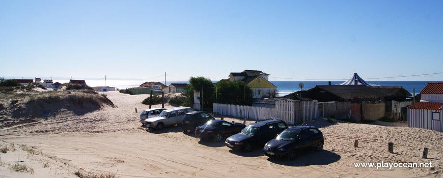 Parking lot, Praia da Saúde Beach