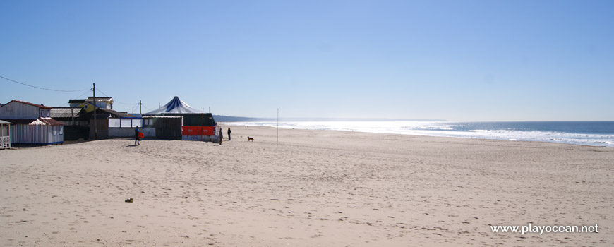 South of Praia da Saúde Beach