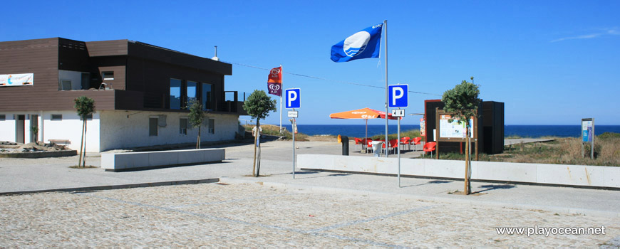 Praia do Forte do Cão Beach, entrance