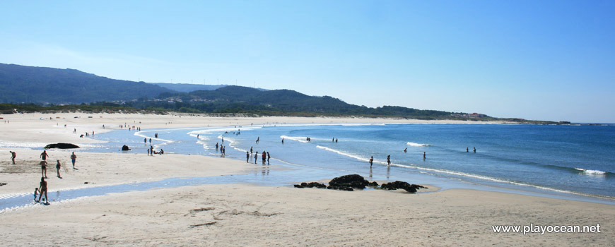 Sand by the mouth of Âncora River