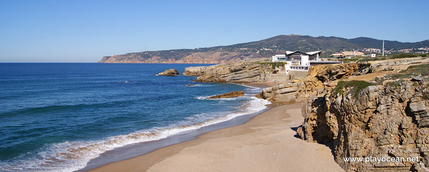 North of Praia da Arriba Beach