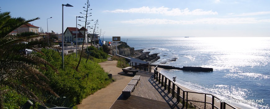 Gazebo, Praia das Avencas Beach