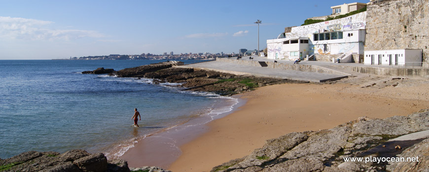 West at Praia da Azarujinha Beach