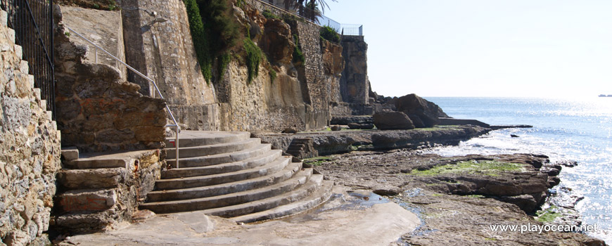 Access to Praia da Azarujinha Beach