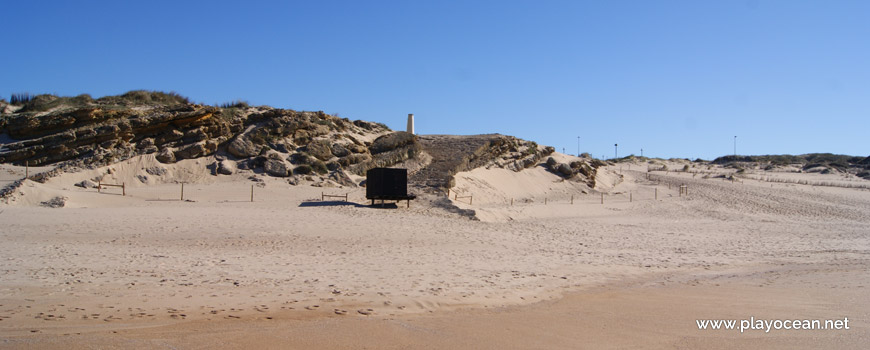 Protected dunes, Praia da Crismina Beach