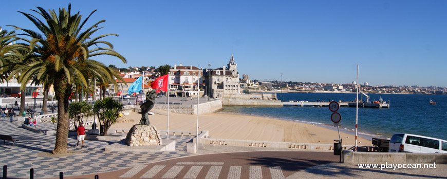 Estandartes na Praia da Ribeira de Cascais