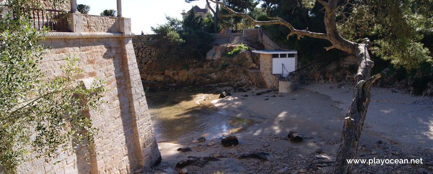 Access to Praia de Santa Marta Beach