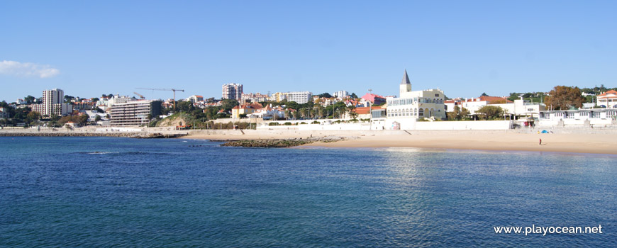 Central pier, Praia do Tamariz Beach