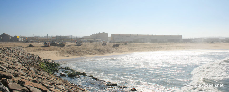 Praia do Bairro Piscatório Beach