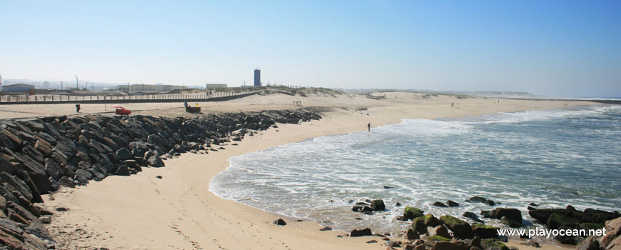 South of Praia de Paramos Beach