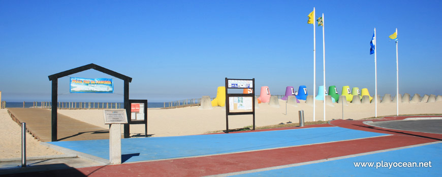 Entrance of Praia de Silvalde Beach