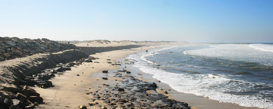 South of Praia de Silvalde Beach