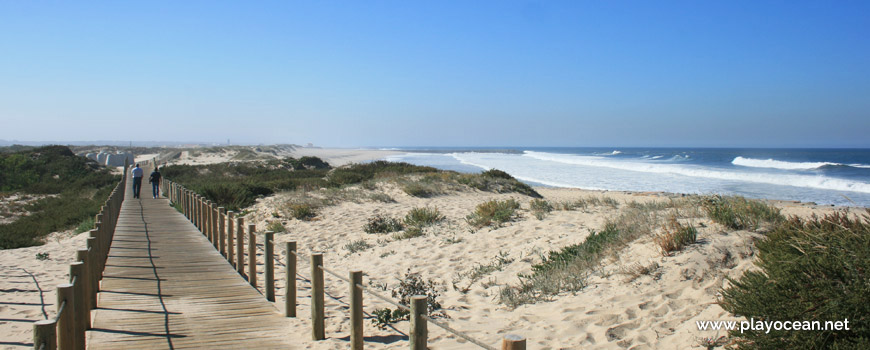 Walkway at Praia de Silvalde Beach