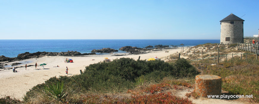 Praia de Apúlia (North) Beach