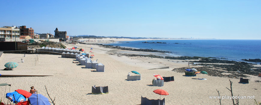 South of Praia de Apúlia (North) Beach