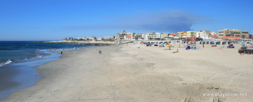 North of Praia de Apúlia Beach