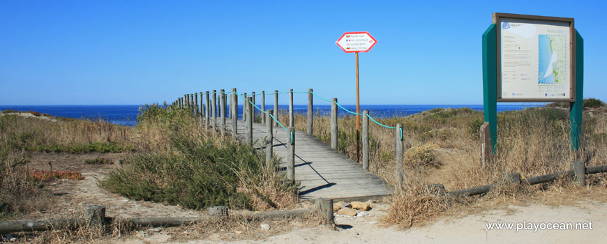 Access to Praia de Belinho Beach