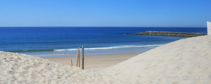 Entrada da Praia da Bonança