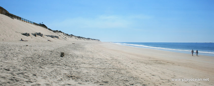 South of Praia da Bonança Beach