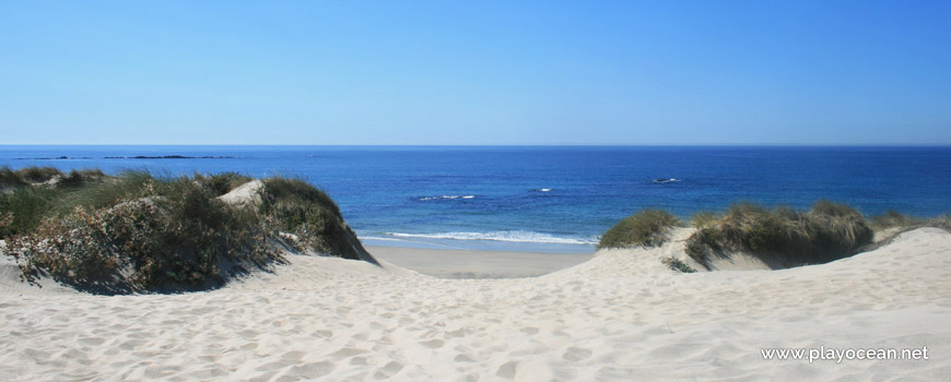 Entrance of Praia de Fão Beach