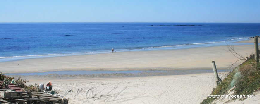 Maré baixa na Praia Nova