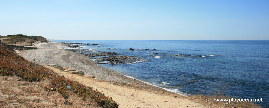 South of Praia de São Bartolomeu do Mar Beach