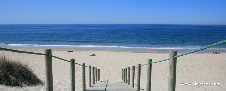 Access to Praia de Suave Mar Beach