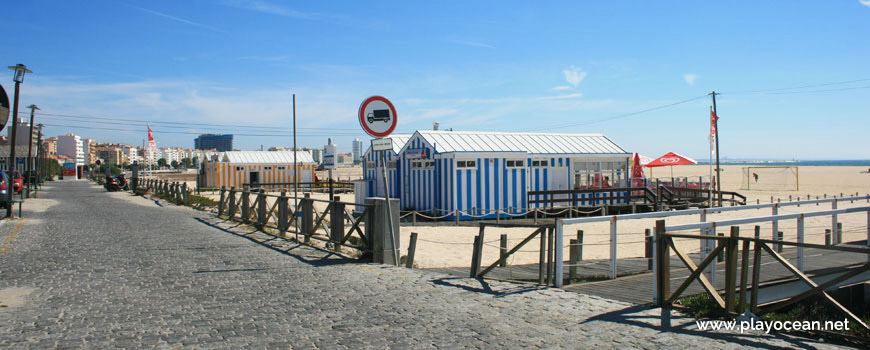 Entrance of Praia de Buarcos Beach