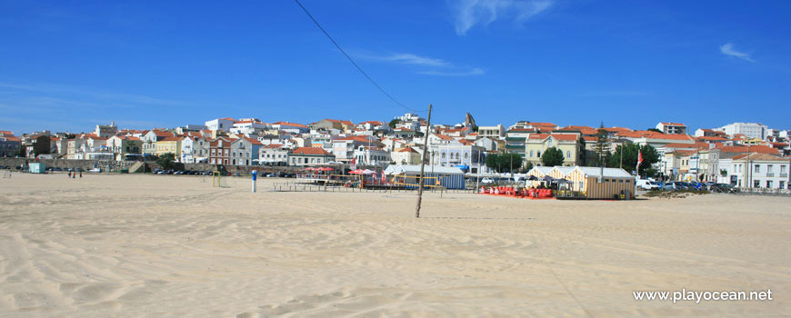 Casas junto à Praia de Buarcos