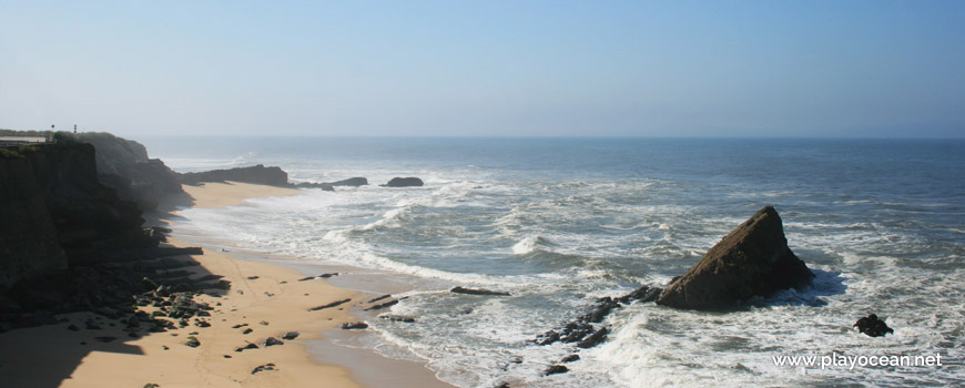 Praia da Pedra da Nau Beach