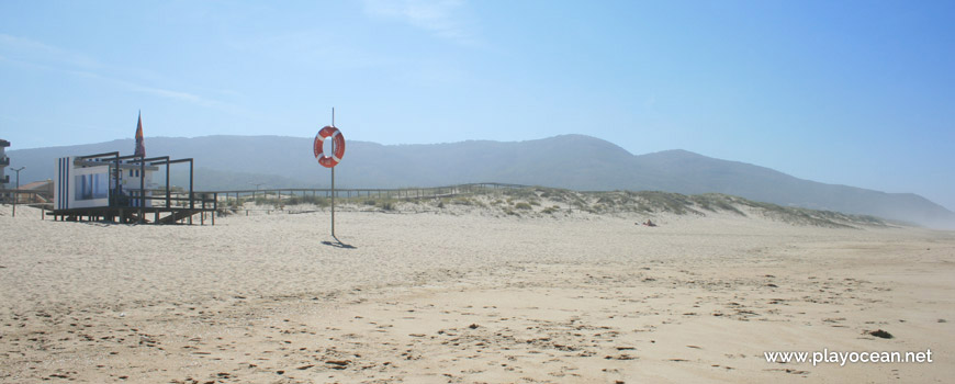 Bar of Praia de Quiaios Beach