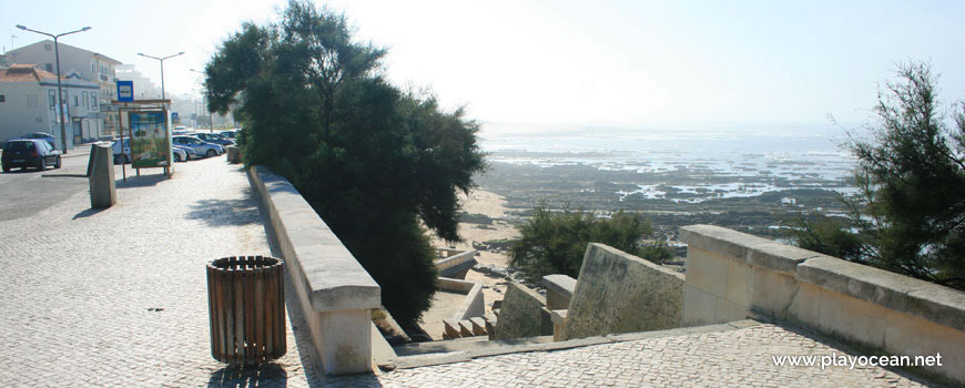 Access to Praia do Teimoso Beach