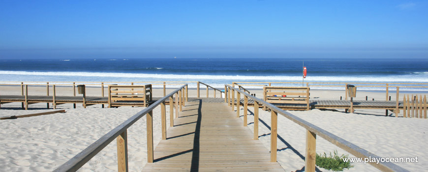 Walkways at Praia da Barra (South) Beach