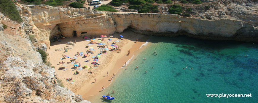 Praia do Carvalho Beach