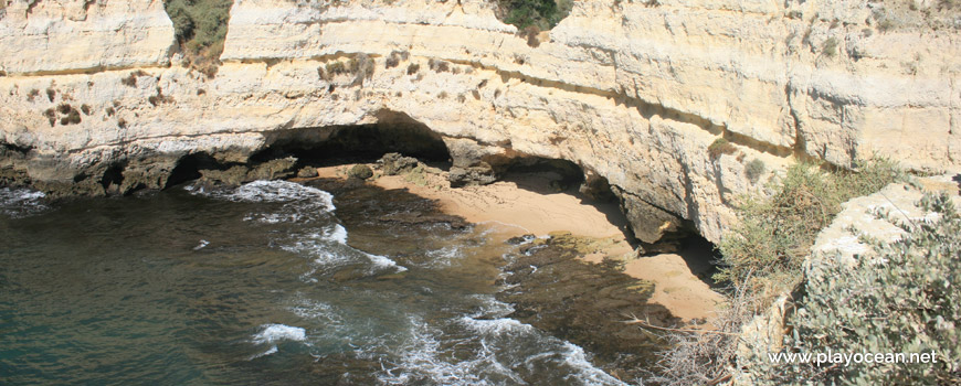 Praia dos Cavalos Beach