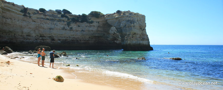 Beira-mar na Praia da Estaquinha