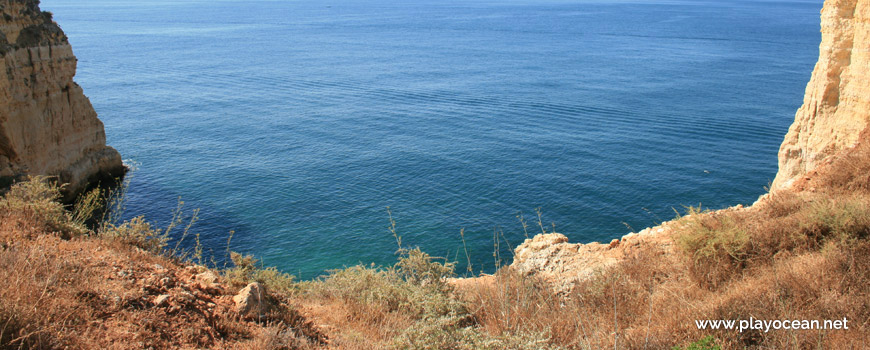 Sea at Praia da Grilheria Beach