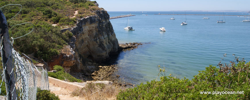 Access to Praia da Infanta Beach